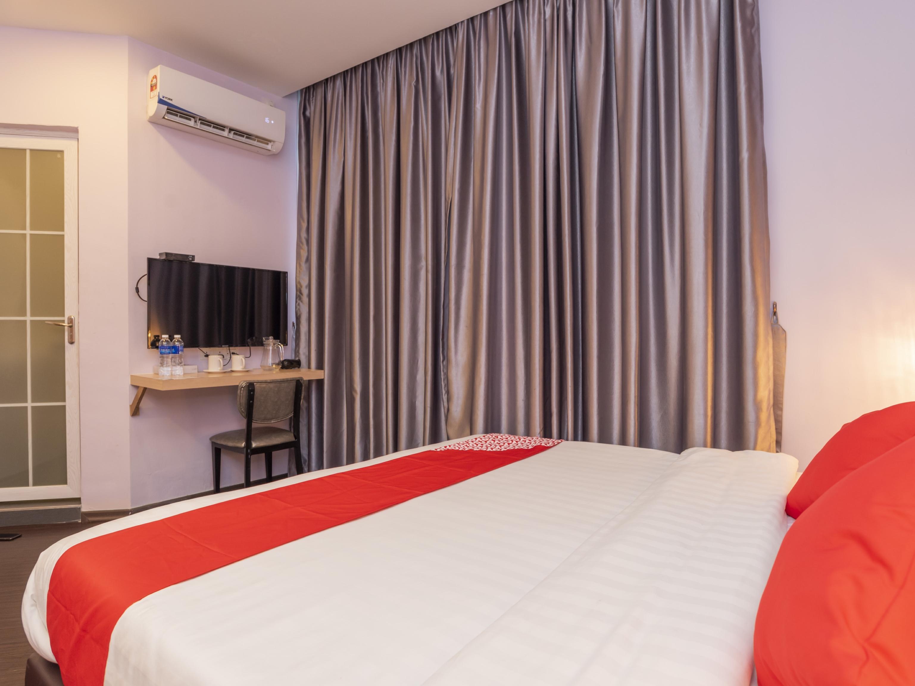 Zenz Hotel Кулаи Экстерьер фото