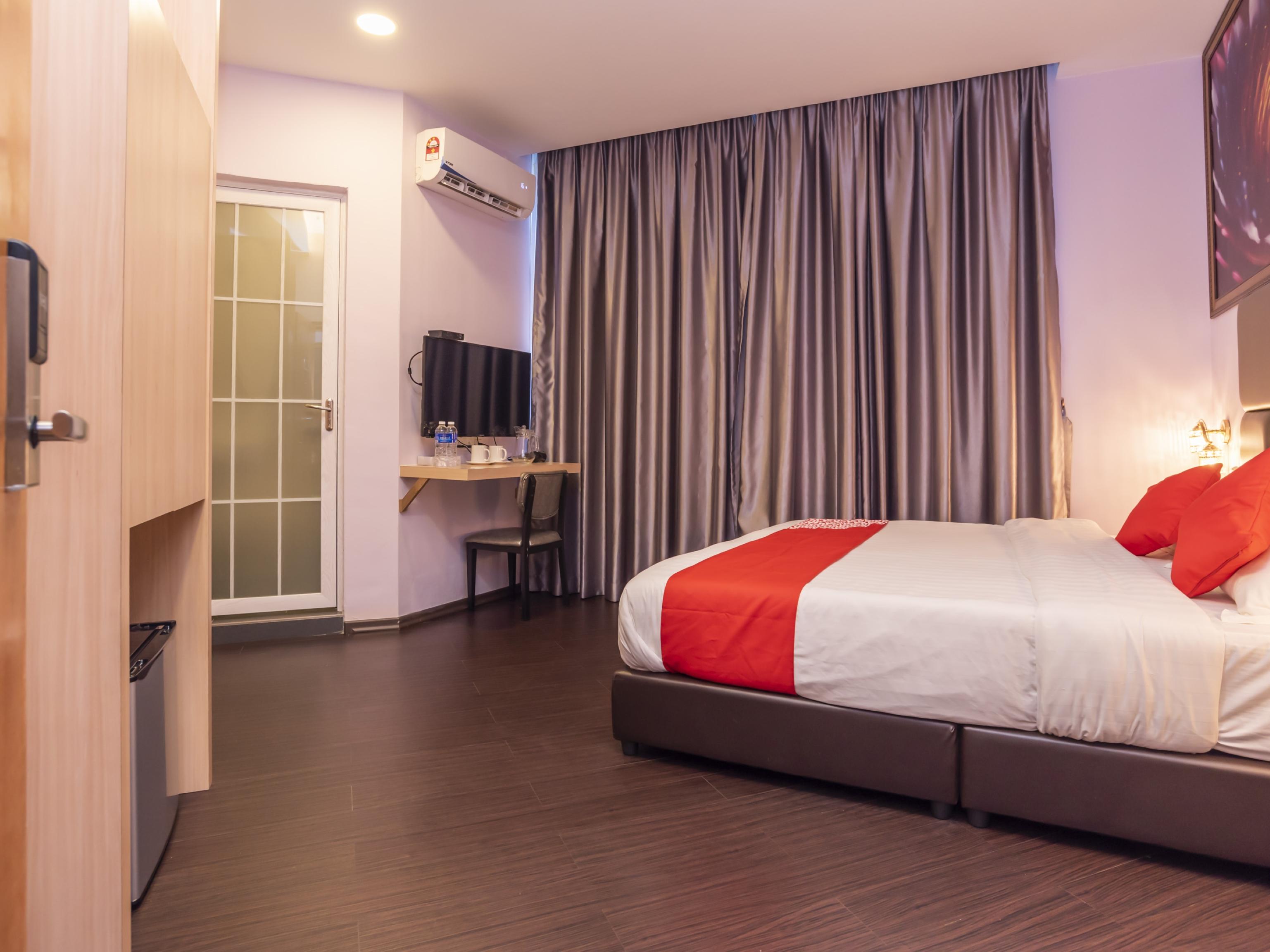 Zenz Hotel Кулаи Экстерьер фото