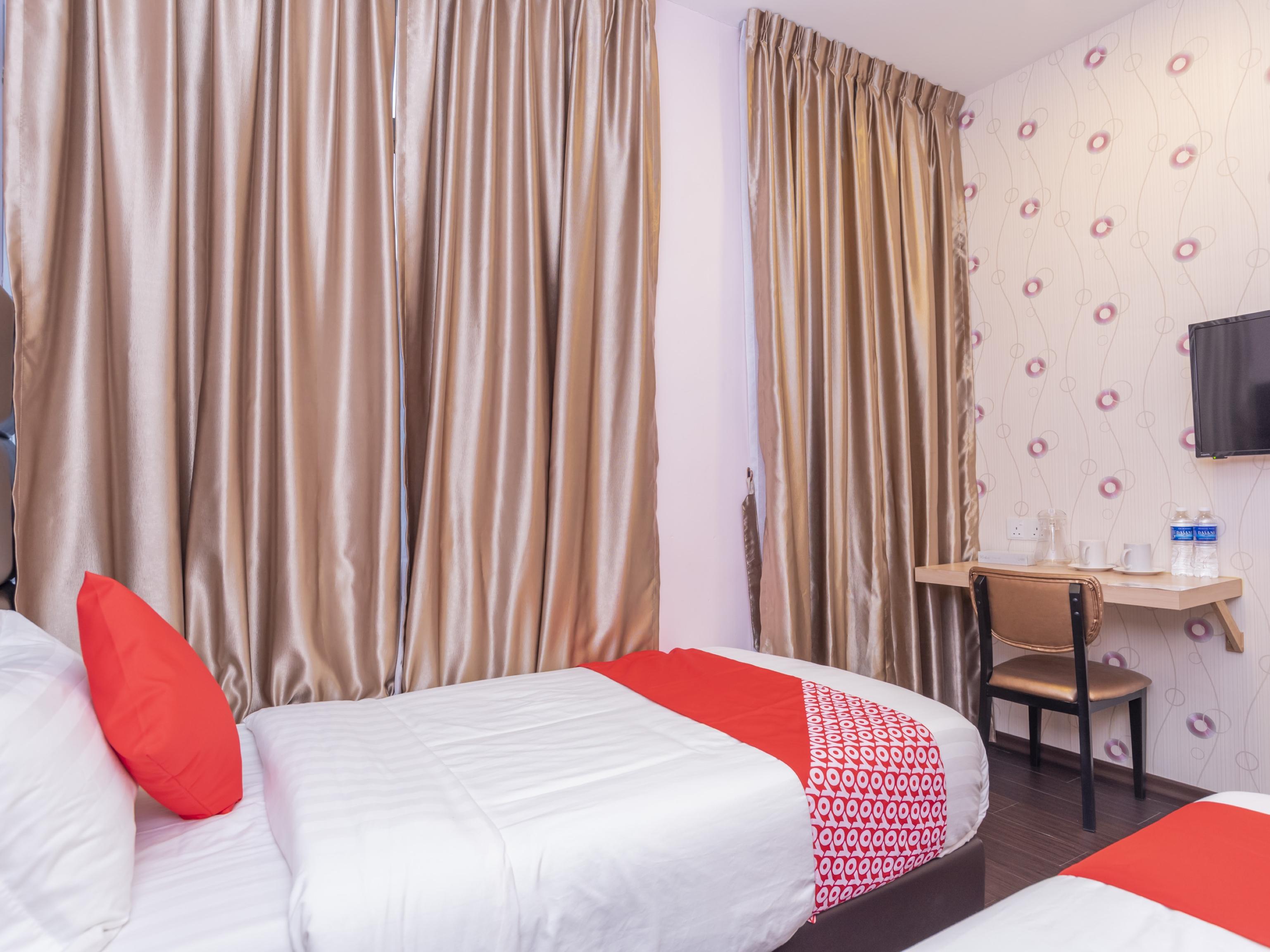 Zenz Hotel Кулаи Экстерьер фото