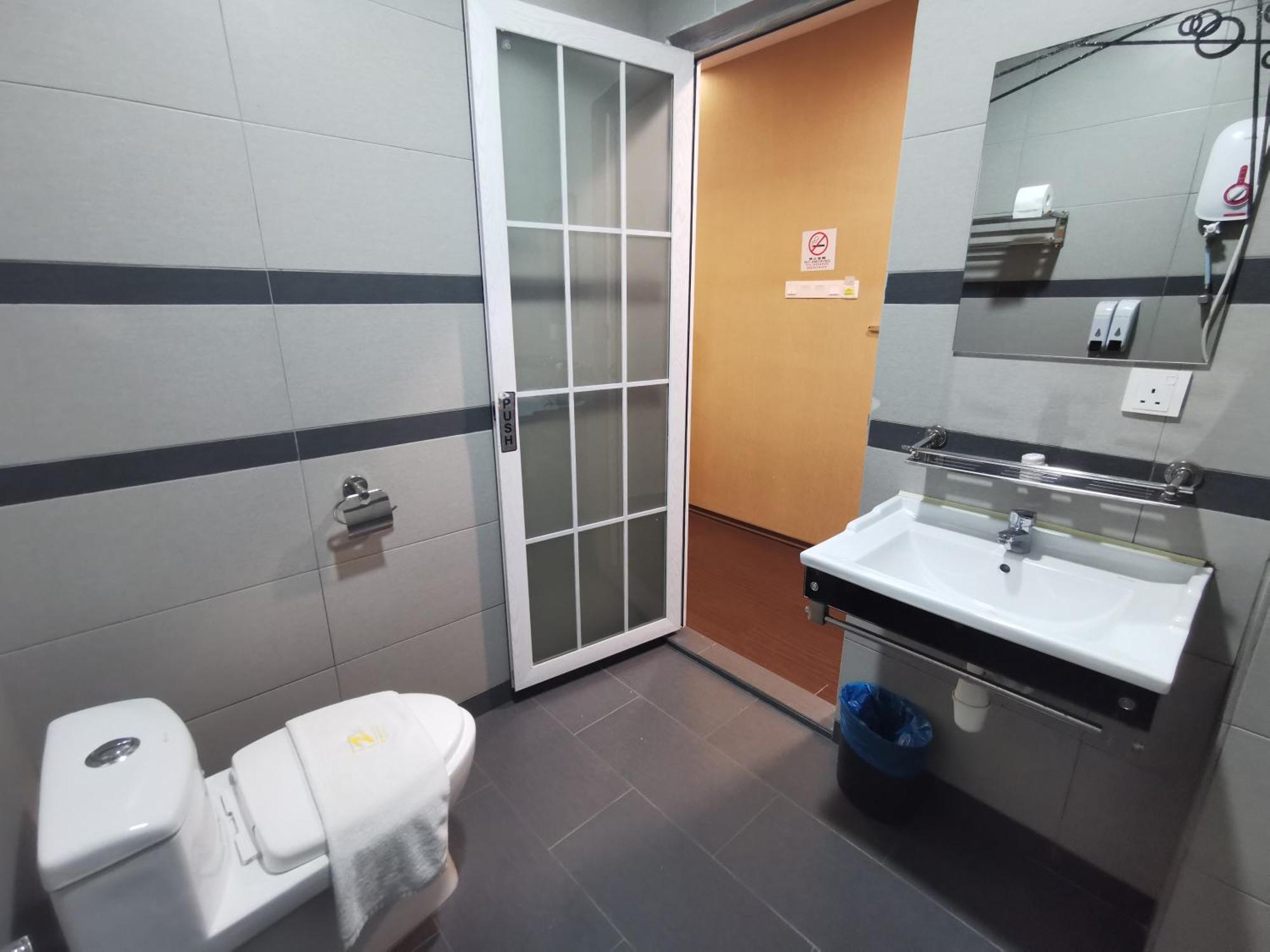 Zenz Hotel Кулаи Экстерьер фото