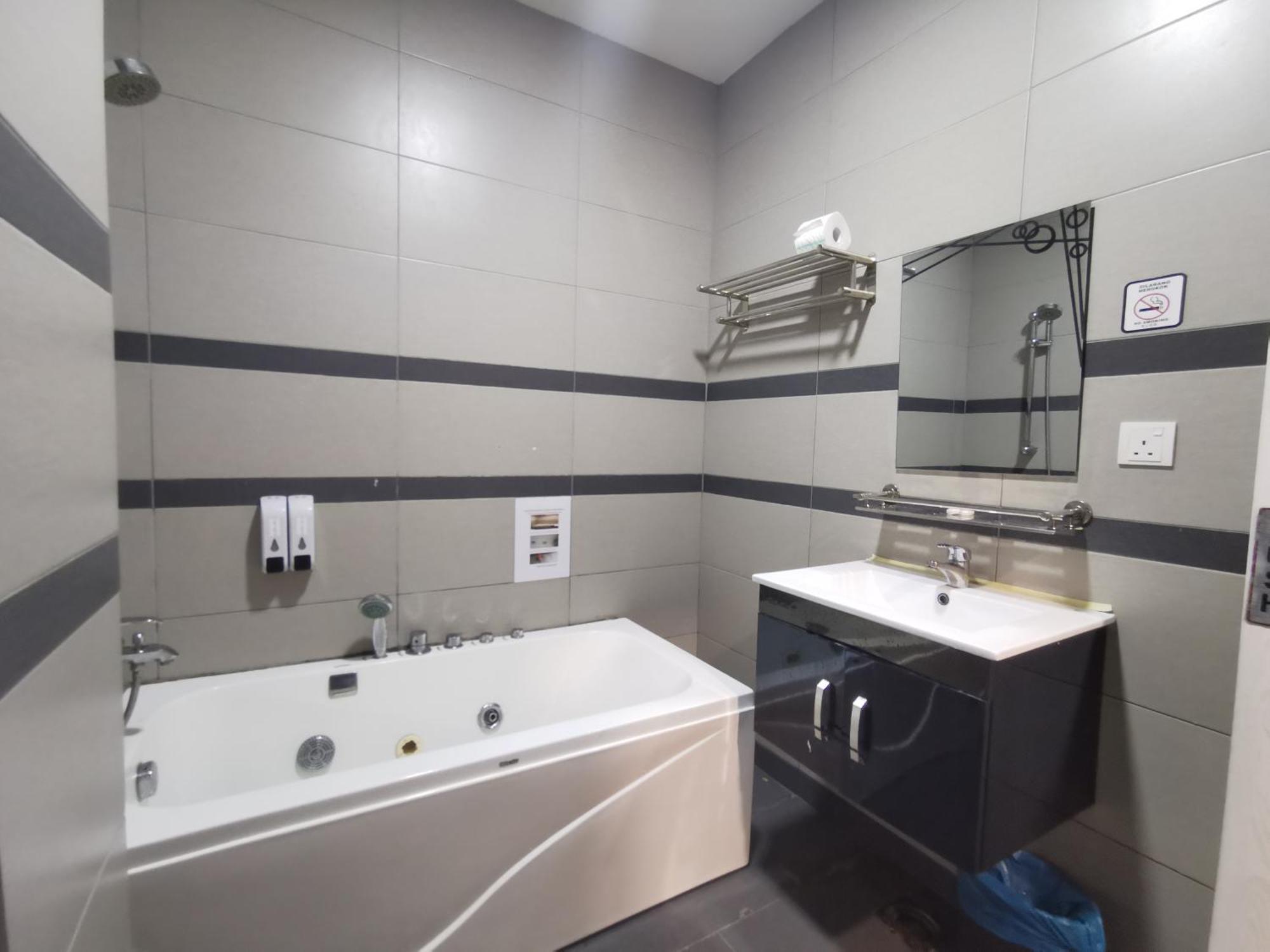 Zenz Hotel Кулаи Экстерьер фото